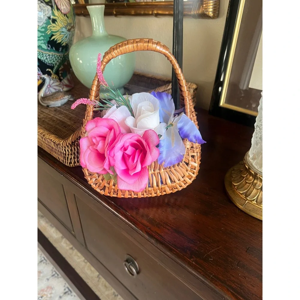Vintage Woven Wicker Flower Girl Grandma  Basket Wedding Perfect